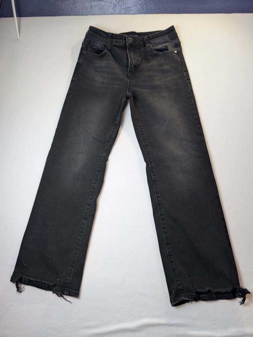 Risen Black Straight Leg Size 9 Jeans